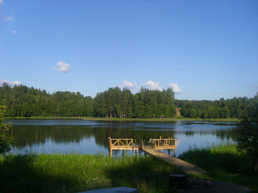 Ezerkalni Vila Raiskums Quarto foto